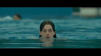 Anne Hathaway in One Day (2013)