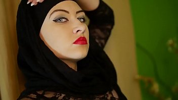 Hijab girl sexy video More on: 18CAMS.CO