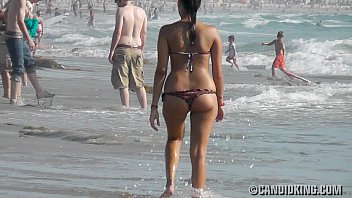 big booty on the beach
