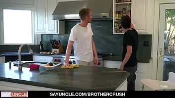 BrotherCrush -  Horny Guy Fucking Younger Stepbro