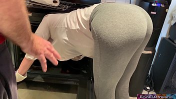 stepmom is horny and stuck in the oven erin electra