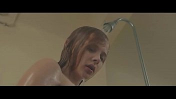 chloe grace moretz masturbate in shower more at celebahack ga