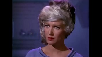 Las hermosas mujeres de Star Trek (1966) Parte 01